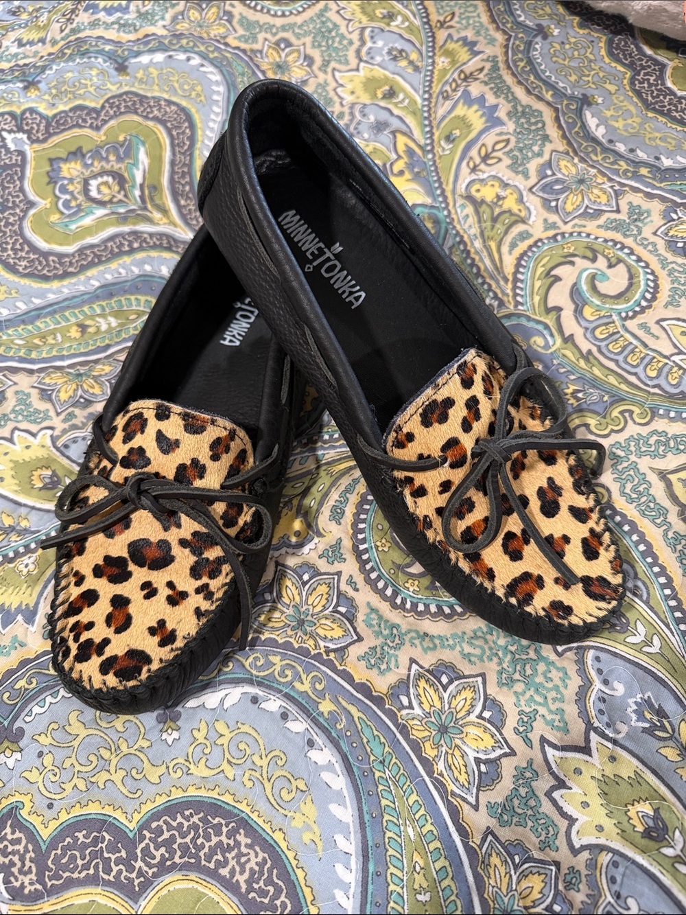 Minnetonka Leopard-Print Moccasin Loafers in Black and Tan